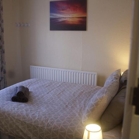 Elm Tree Guest House Уестън сюпър Меър Екстериор снимка