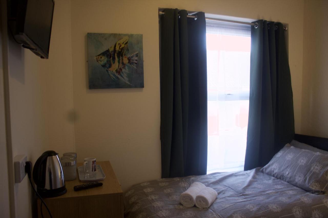 Elm Tree Guest House Уестън сюпър Меър Екстериор снимка