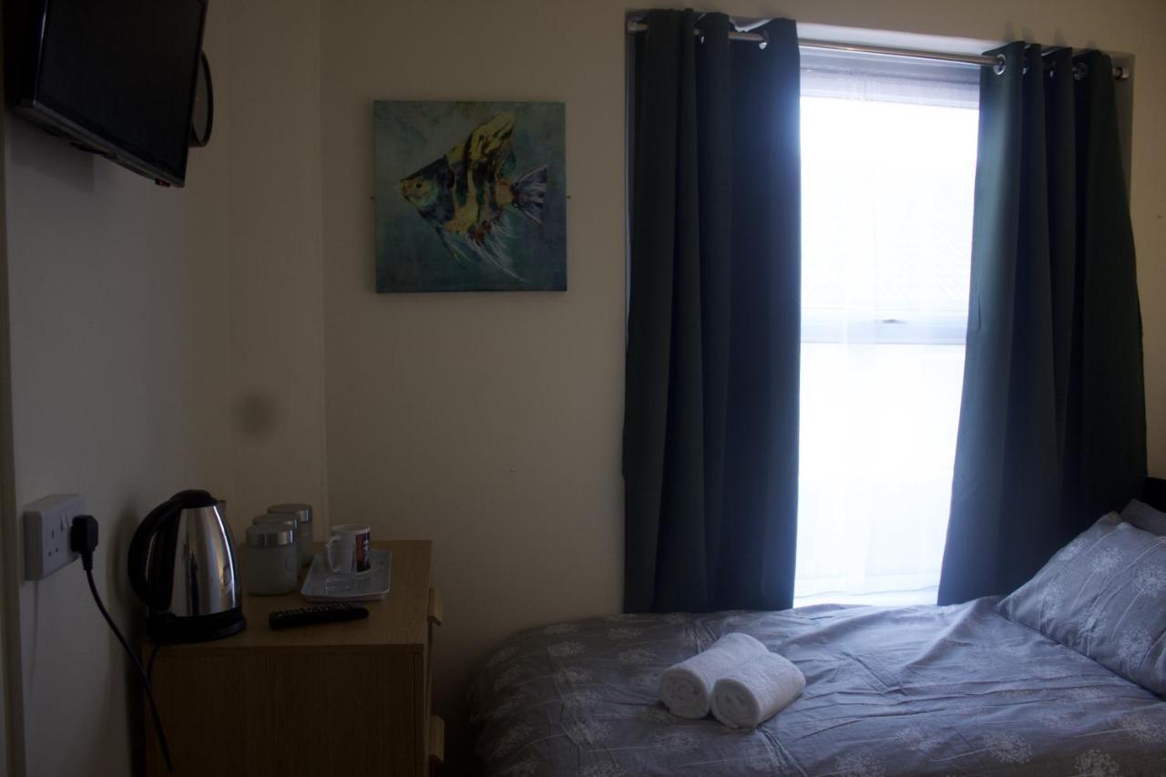 Elm Tree Guest House Уестън сюпър Меър Екстериор снимка