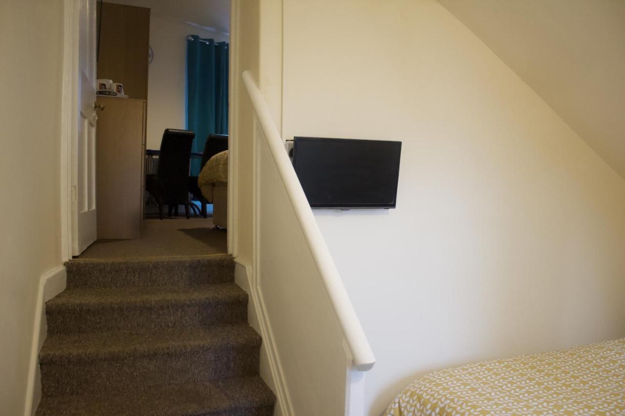Elm Tree Guest House Уестън сюпър Меър Екстериор снимка
