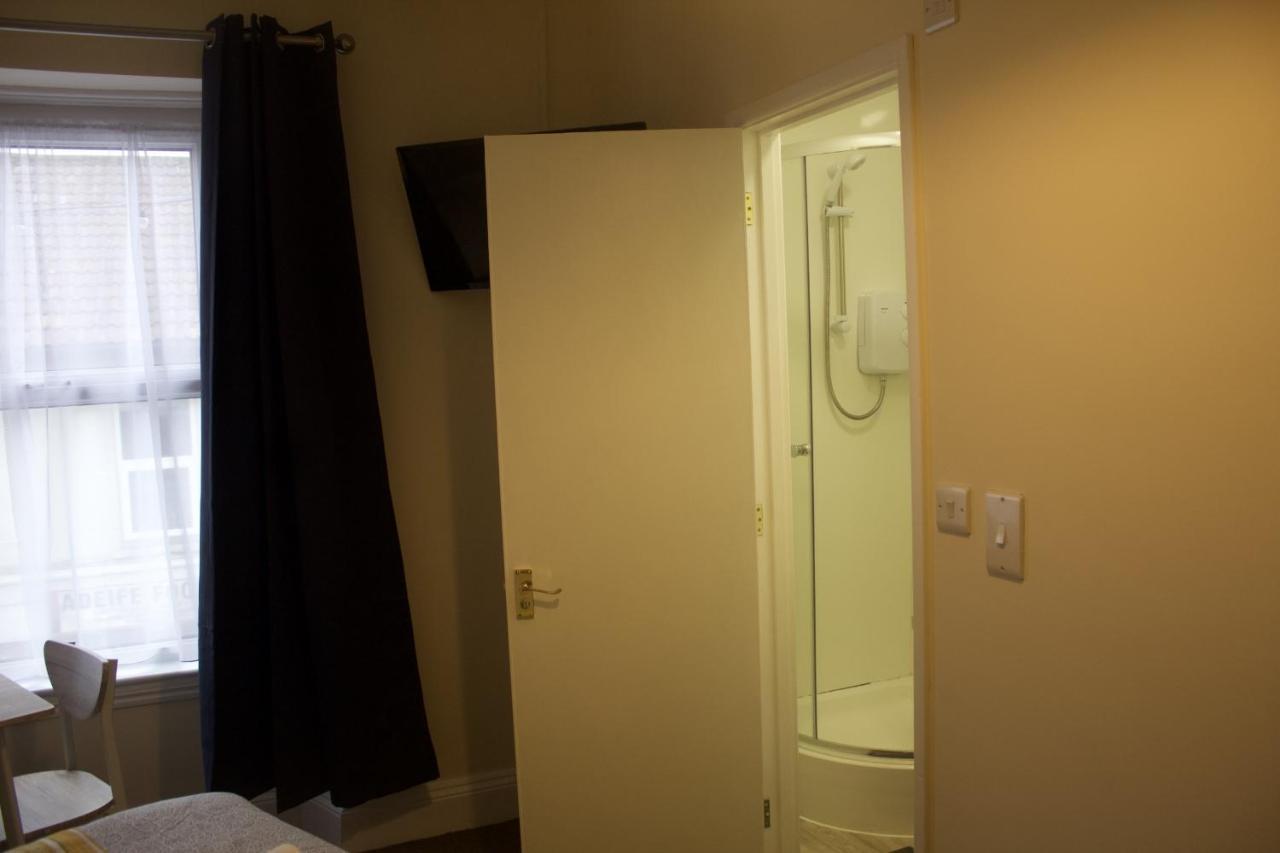 Elm Tree Guest House Уестън сюпър Меър Екстериор снимка