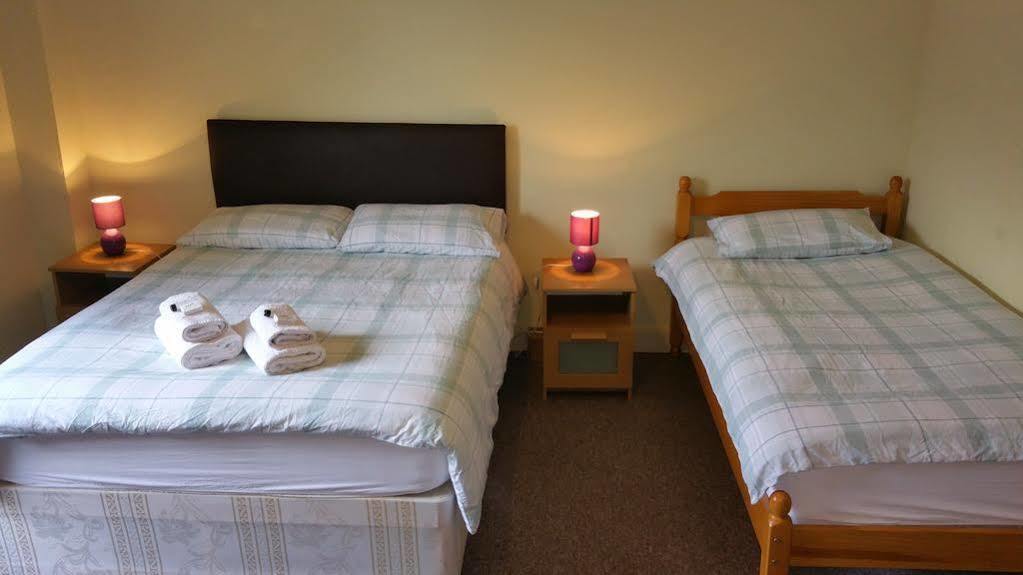 Elm Tree Guest House Уестън сюпър Меър Екстериор снимка
