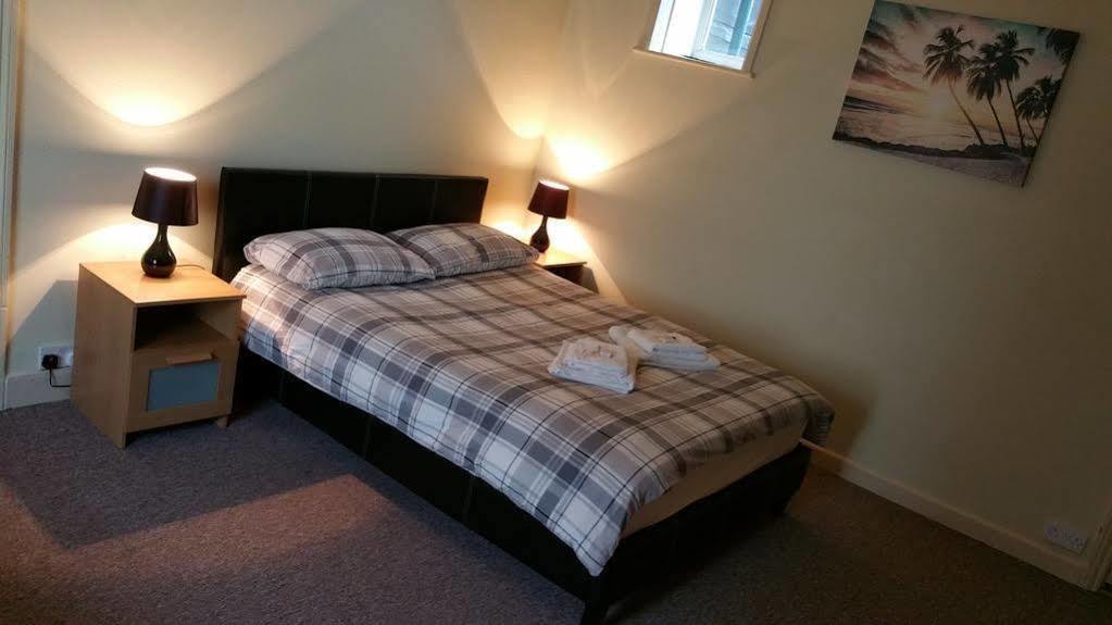 Elm Tree Guest House Уестън сюпър Меър Екстериор снимка